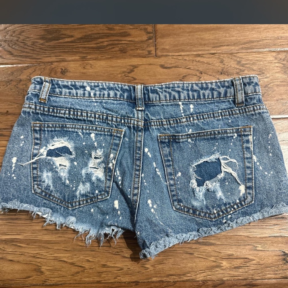 Signature Women's Blue Distressed Jean Shorts - Picture 2 of 2